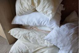 Capture washed pillows