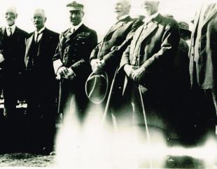 GYM Lord Jellicoe Opening of Queenstown War Memorial 1924 21 